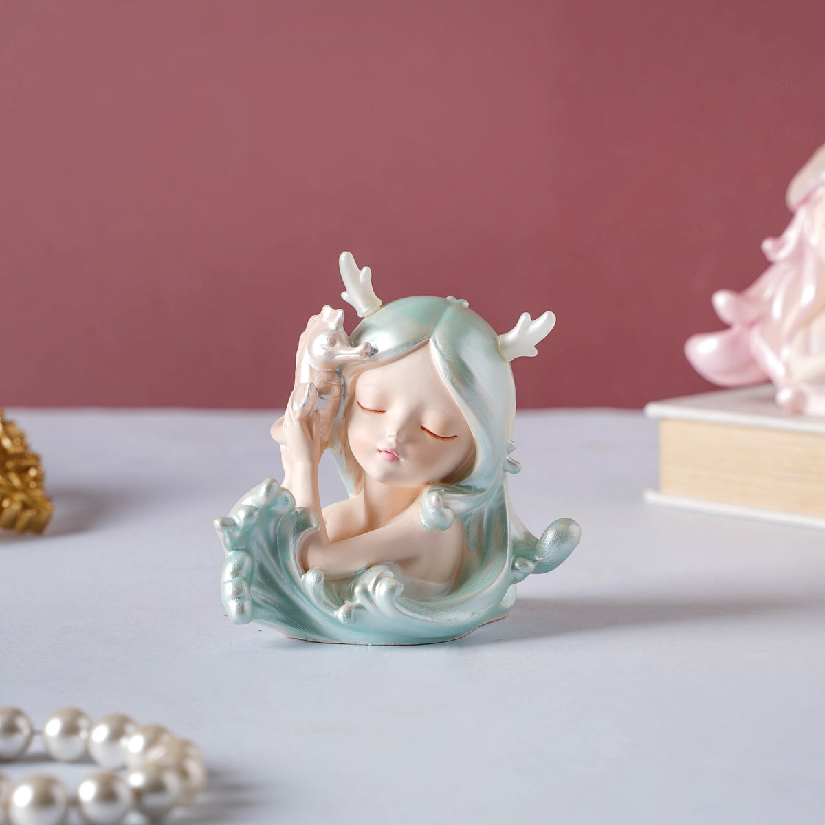 Oceanic Life Décor Showpiece