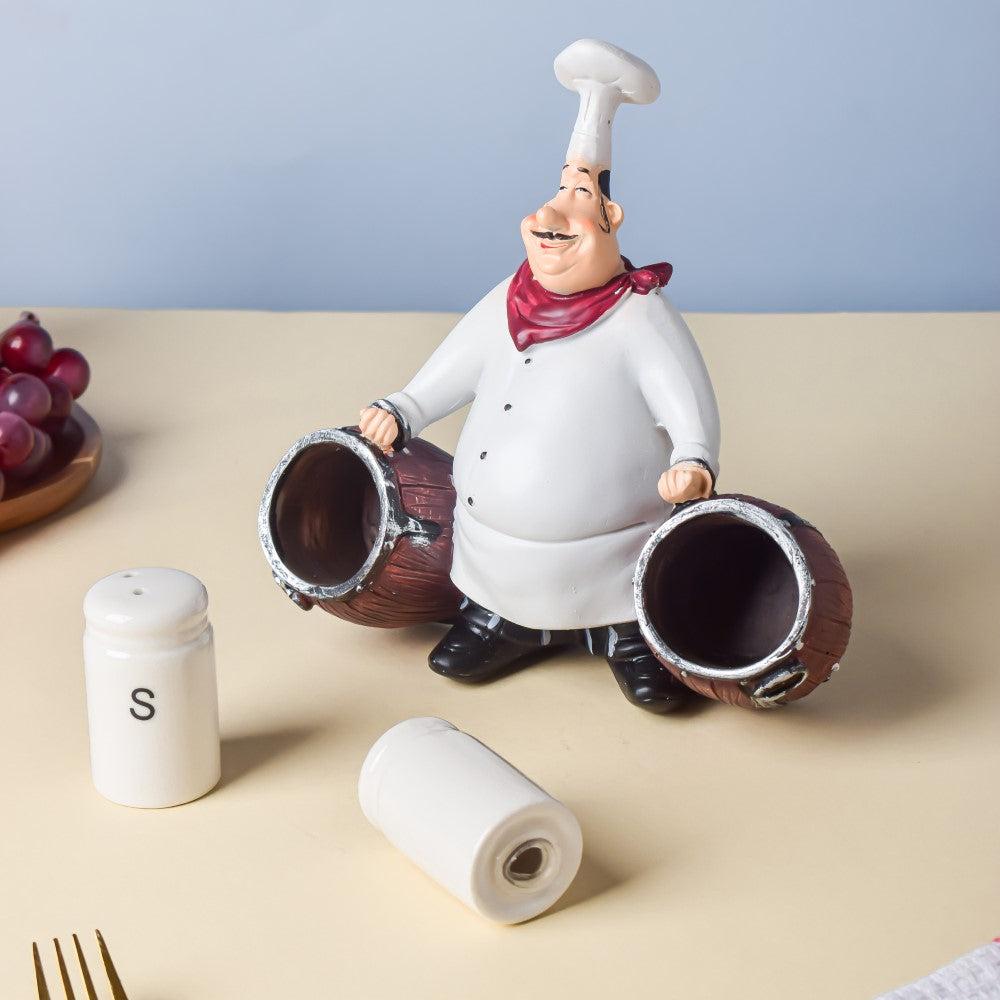 Table Chef With Salt And Pepper Shaker Cannon
