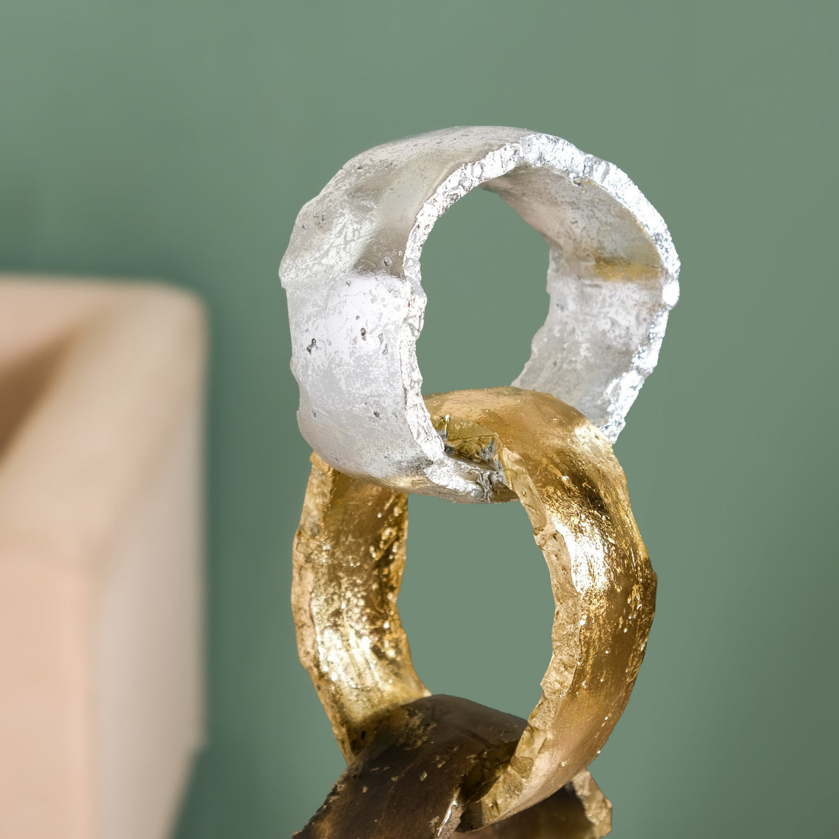 Luxe Linked Hoops Decor