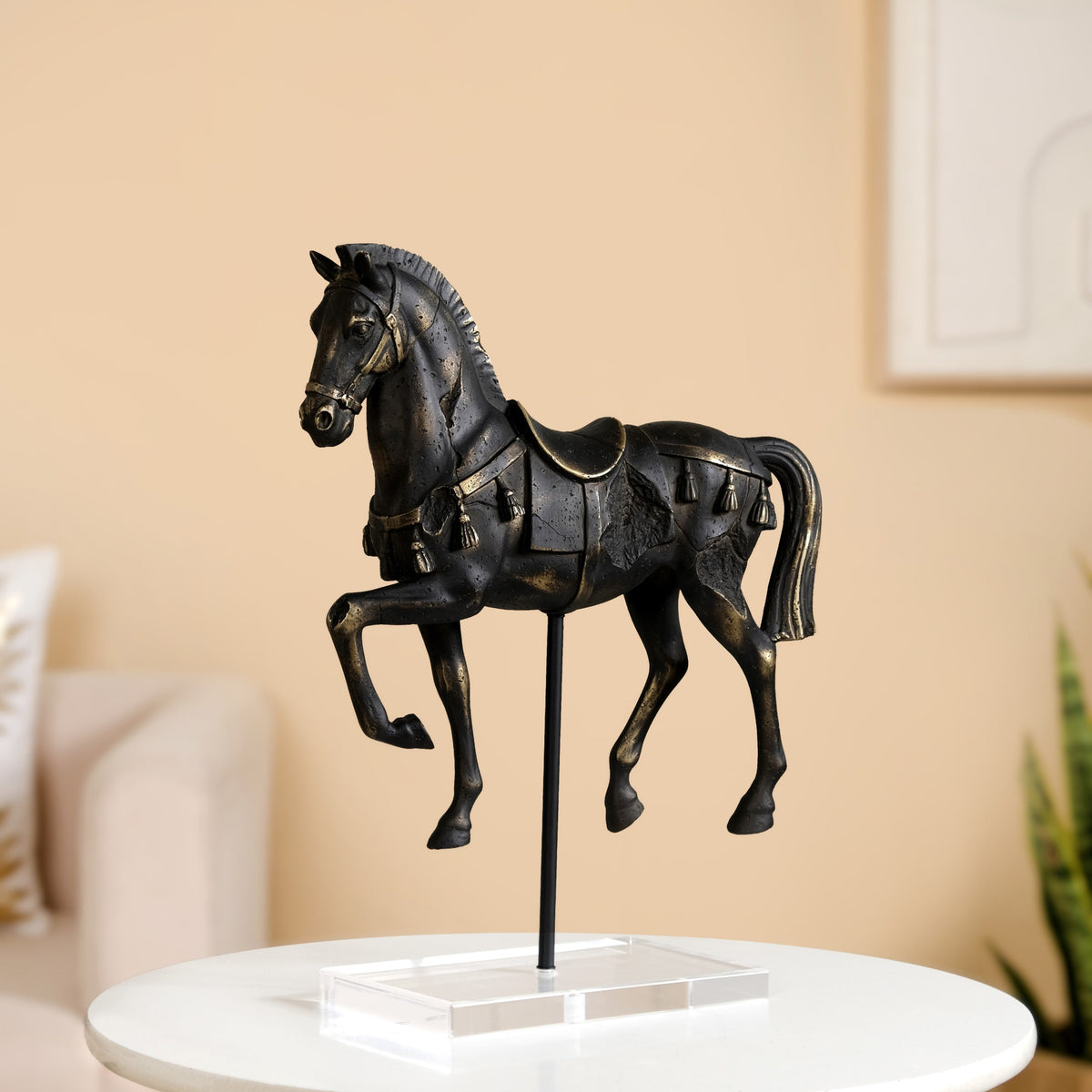 Majestic Horse Trot Showpiece