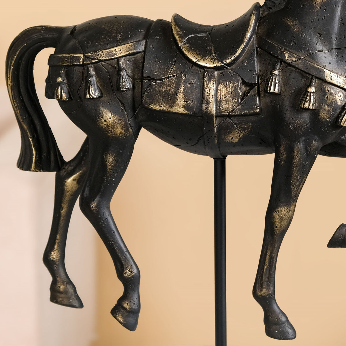 Majestic Horse Trot Showpiece