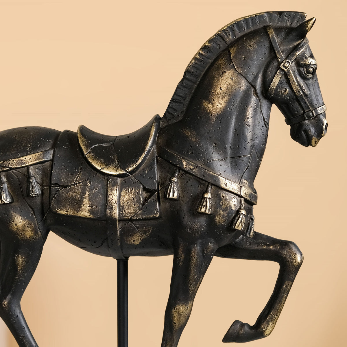 Majestic Horse Trot Showpiece