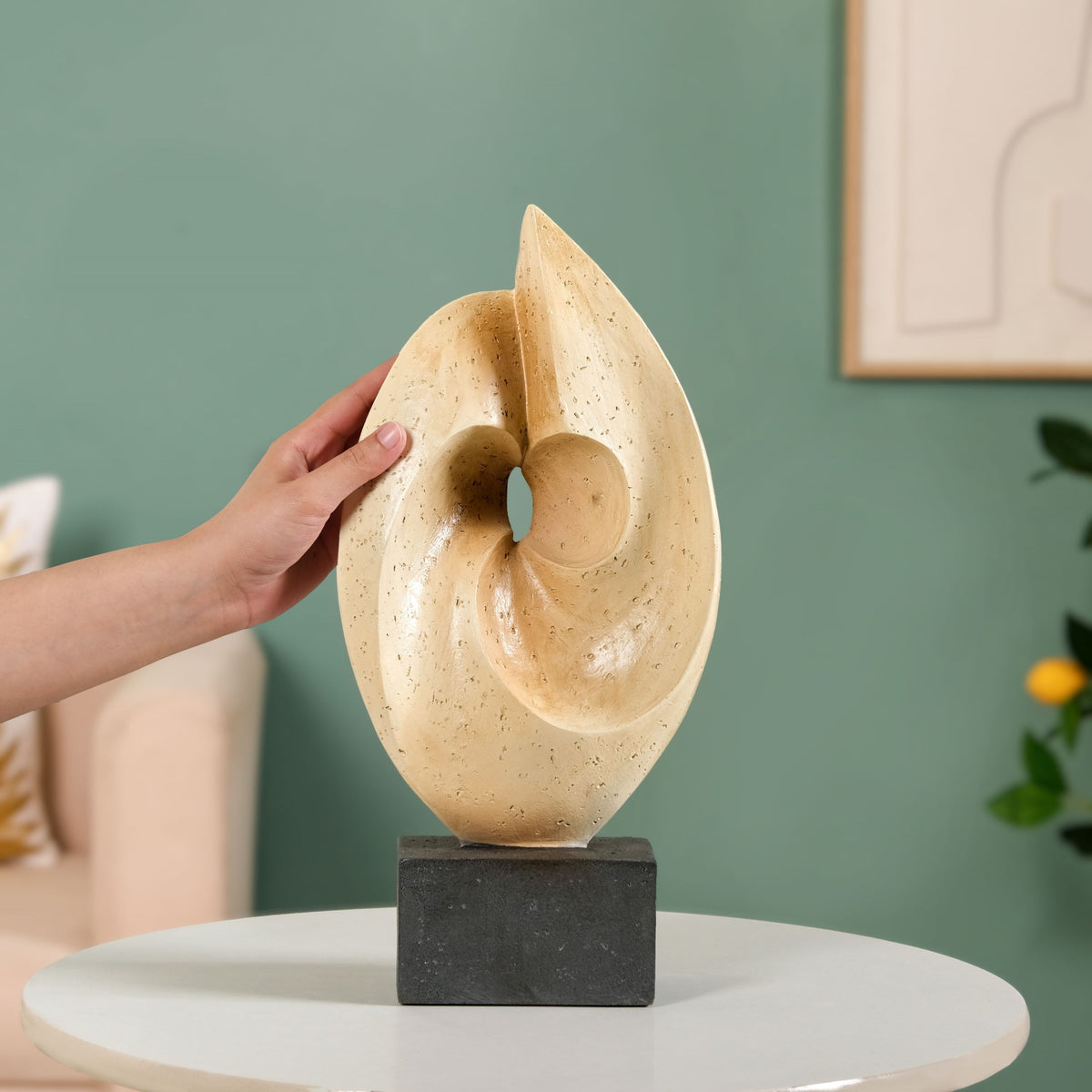 Sculptural Modern Tabletop Ornament Showpiece
