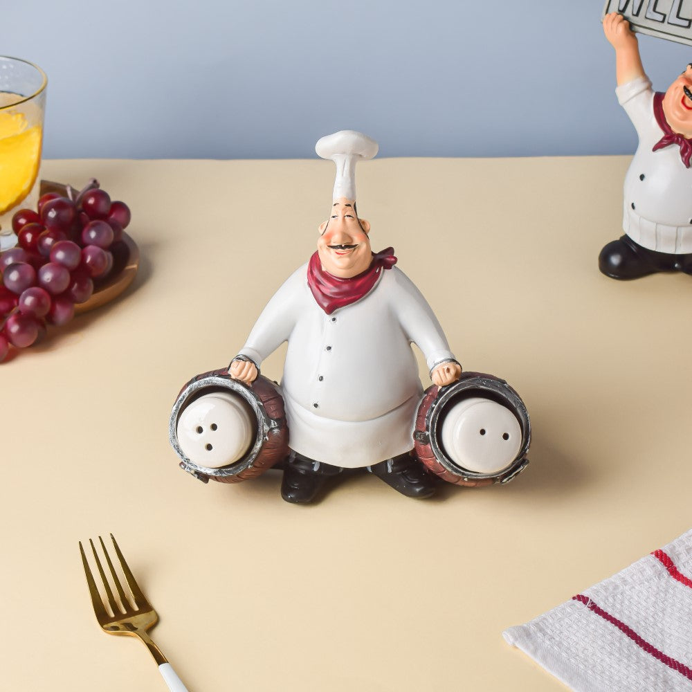 Table Chef With Salt And Pepper Shaker Cannon